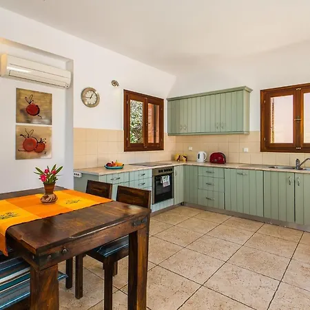 Lemonia Villa *
